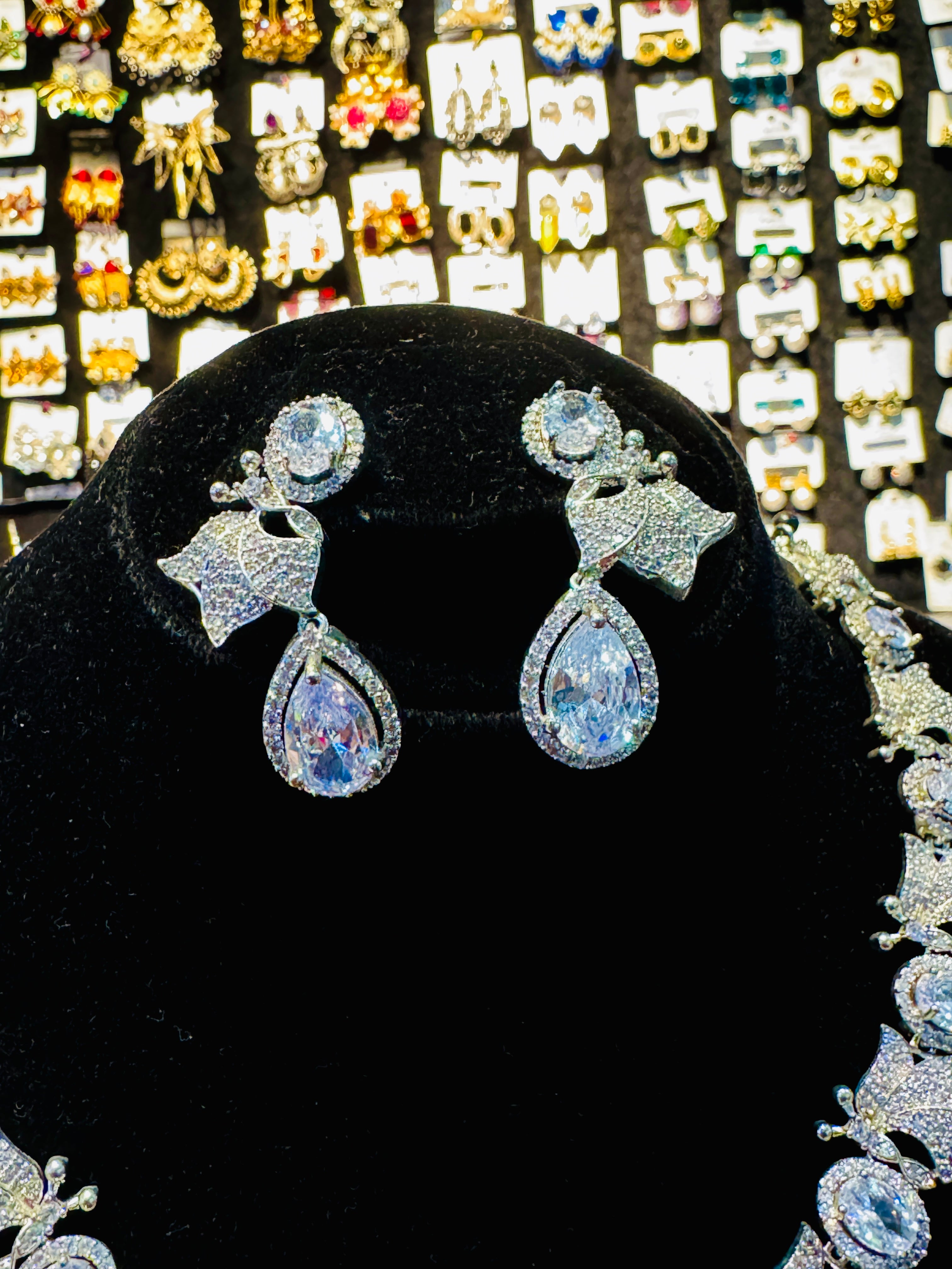 Premium Silver-Plated Bridal Necklace Set with Blue Zircon Stones – Perfect for Wedding Elegance