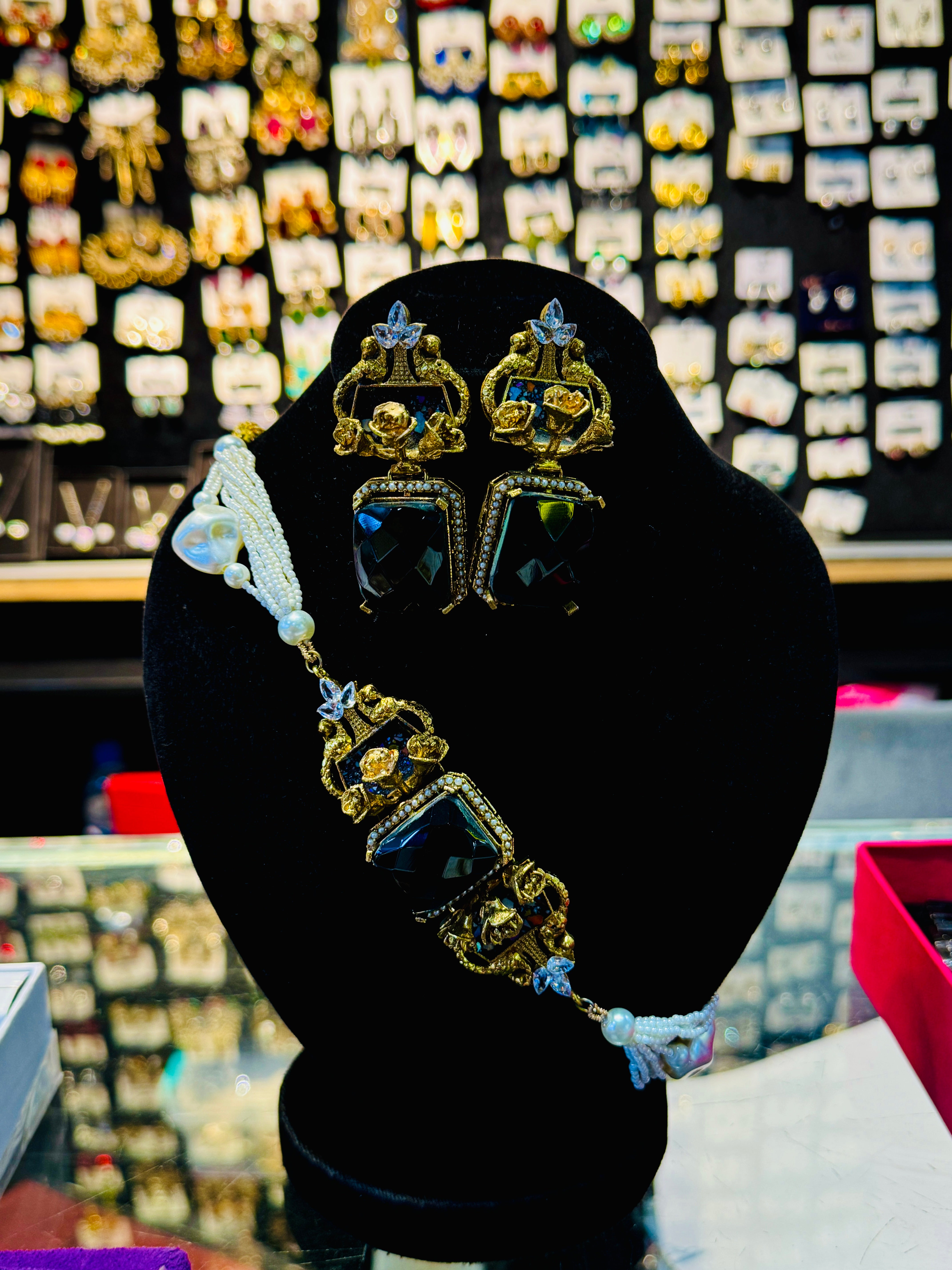 Antique Gold-Plated Black Stone Bridal Set β Pearl Strand Necklace & Earrings