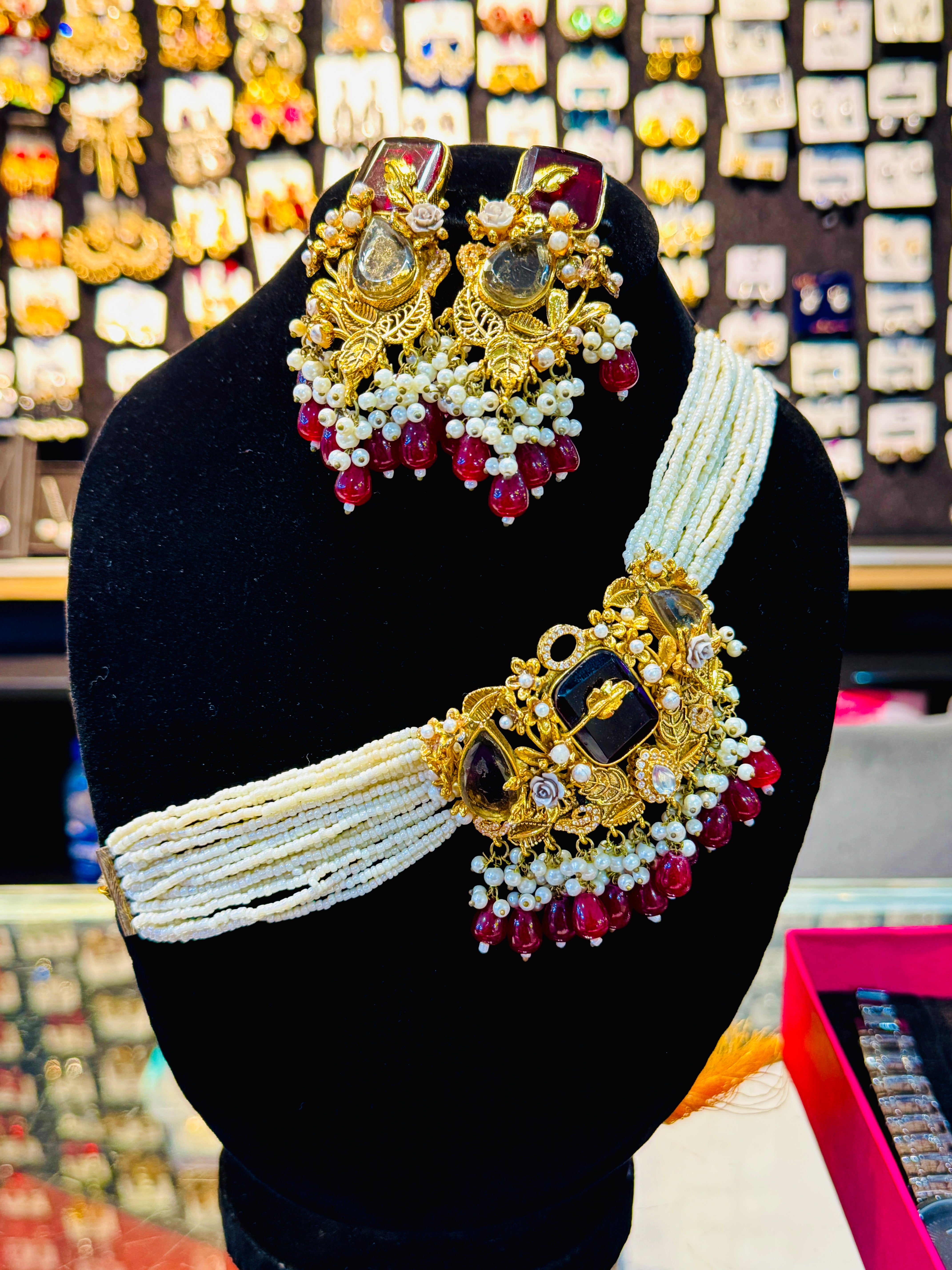 Handcrafted Kundan & Pearl Bridal Choker Set β Royal Gold & Maroon Traditional Jewelry