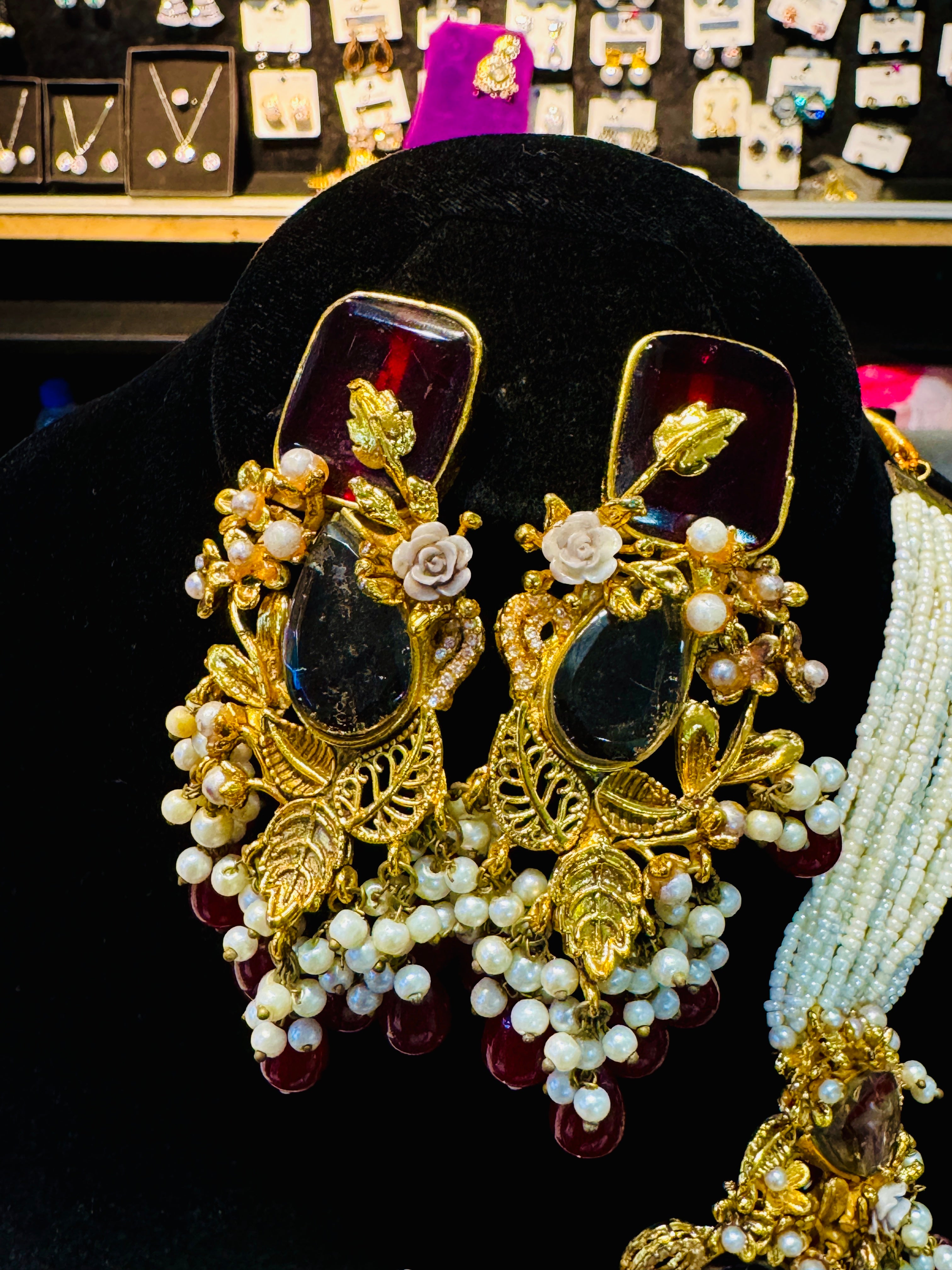 Handcrafted Kundan & Pearl Bridal Choker Set β Royal Gold & Maroon Traditional Jewelry