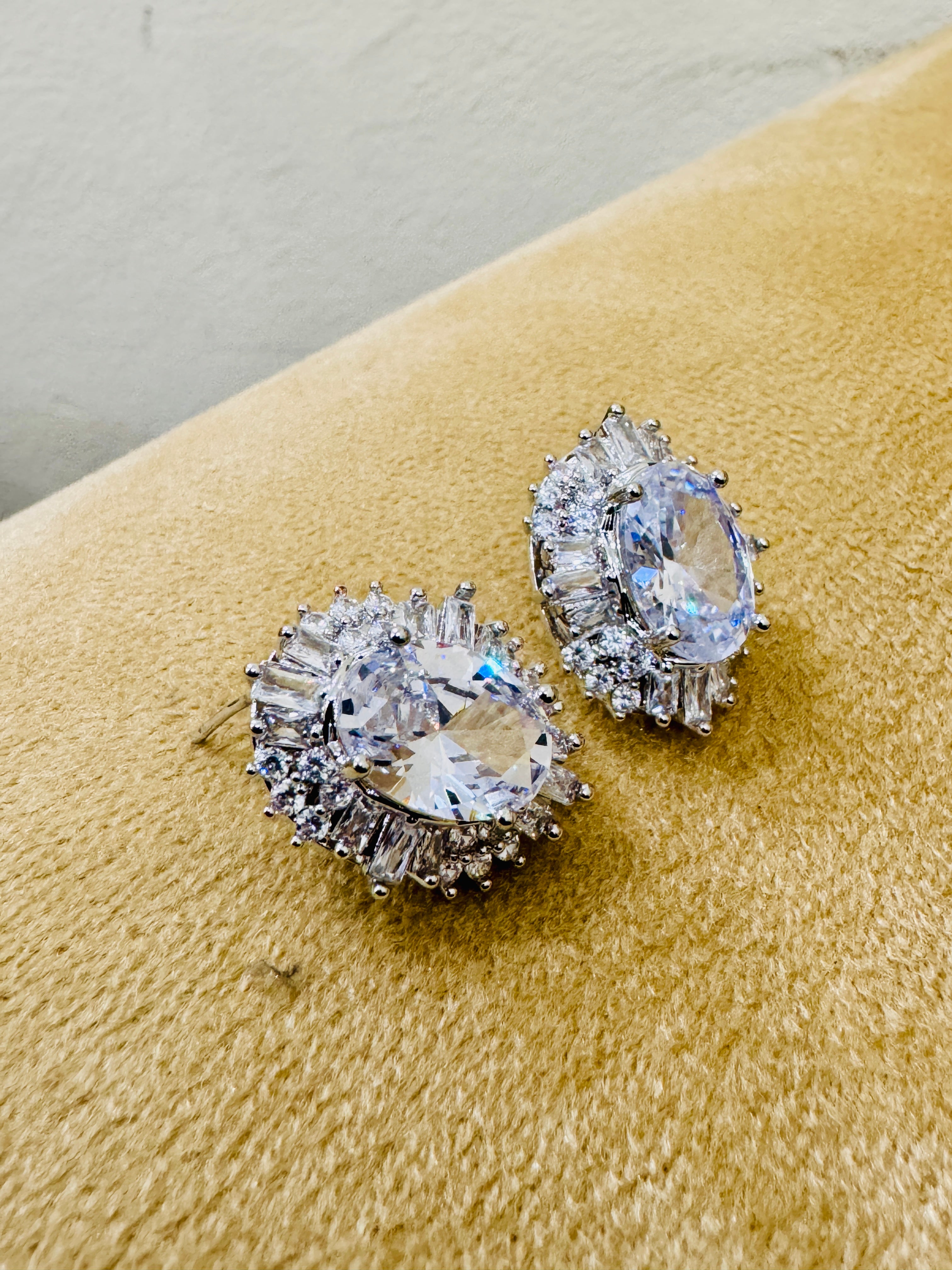 Luxury Silver-Plated Oval Crystal Stud Earrings – Perfect for Bridal & Party Wear