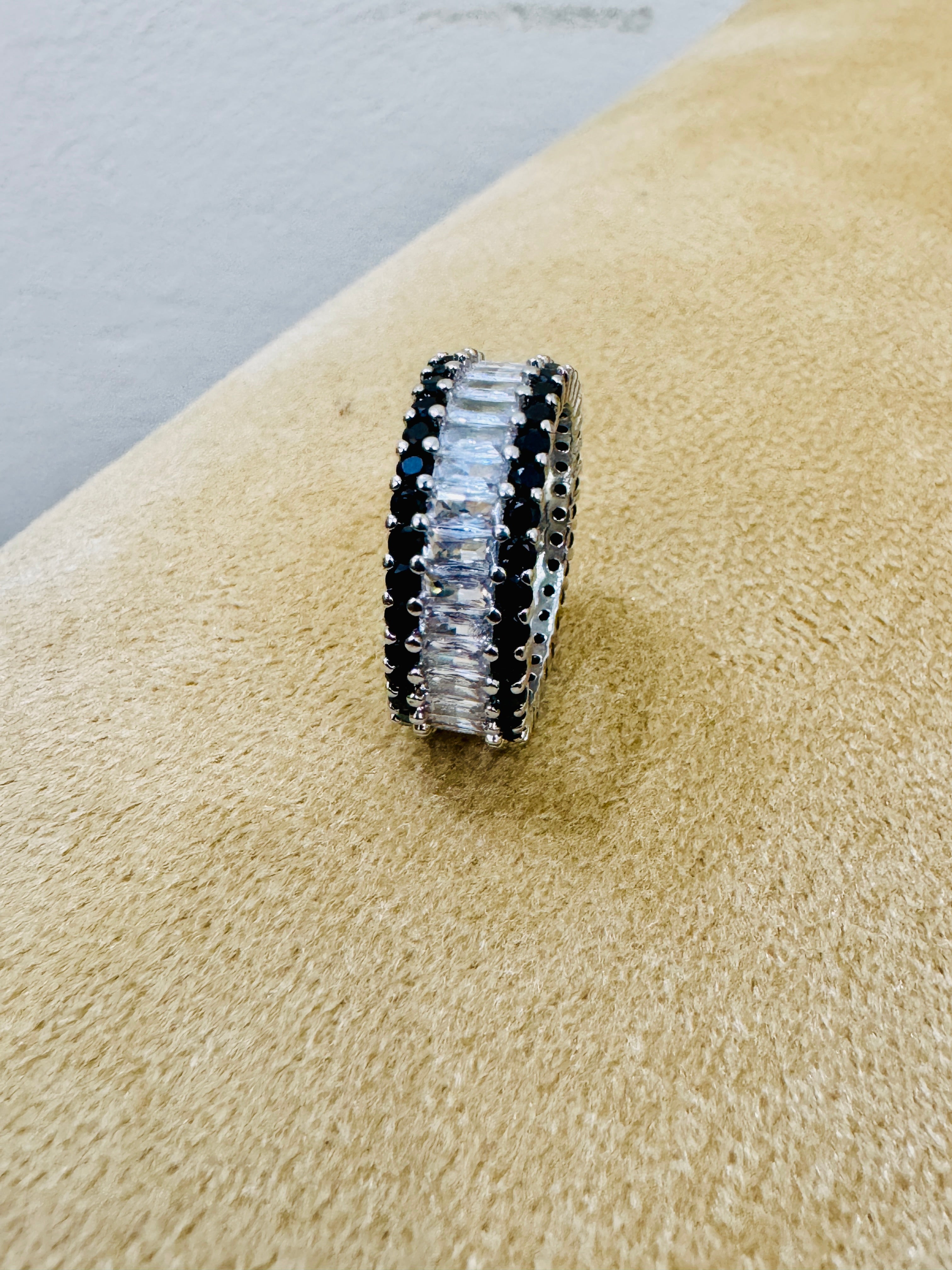 Elegant Silver Dual-Tone Eternity Ring – Premium Zircon Band for Party Wear