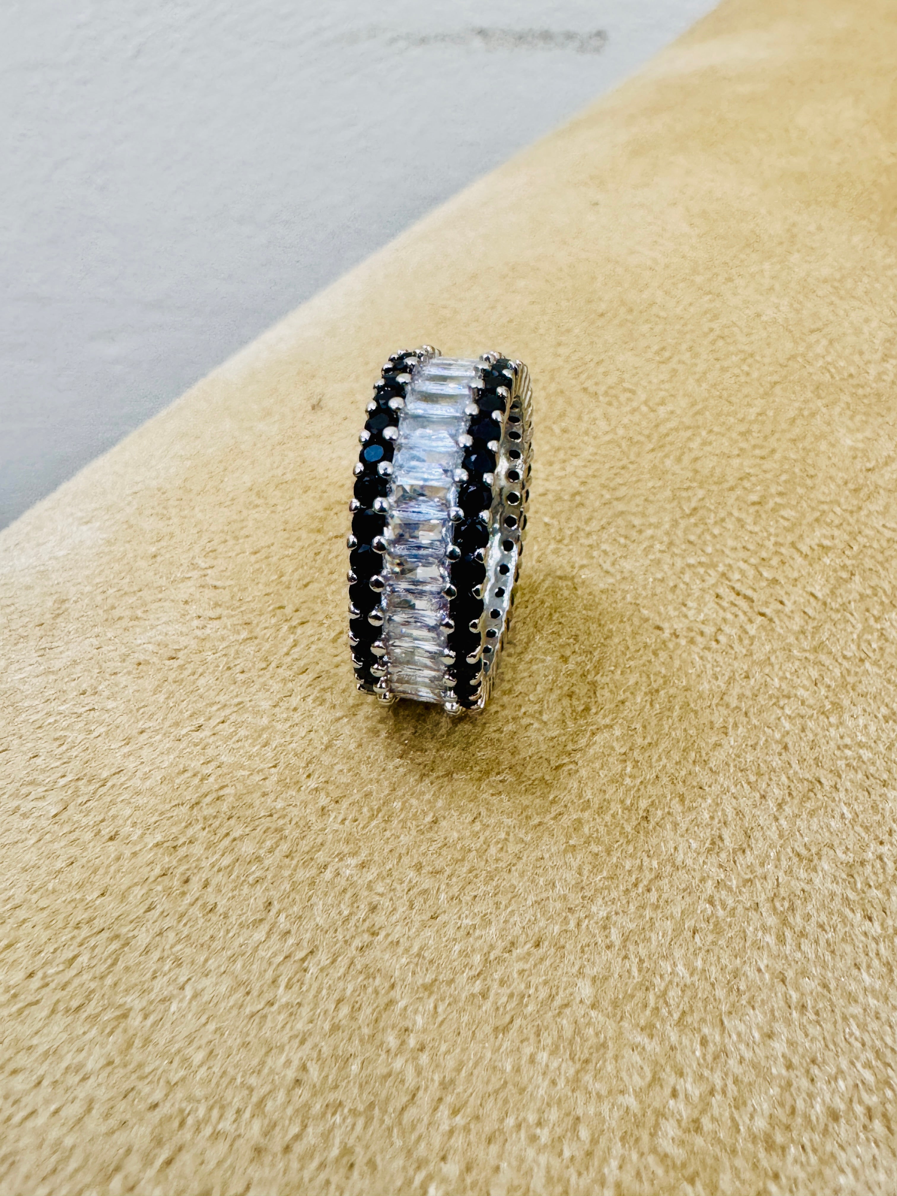 Elegant Silver Dual-Tone Eternity Ring – Premium Zircon Band for Party Wear