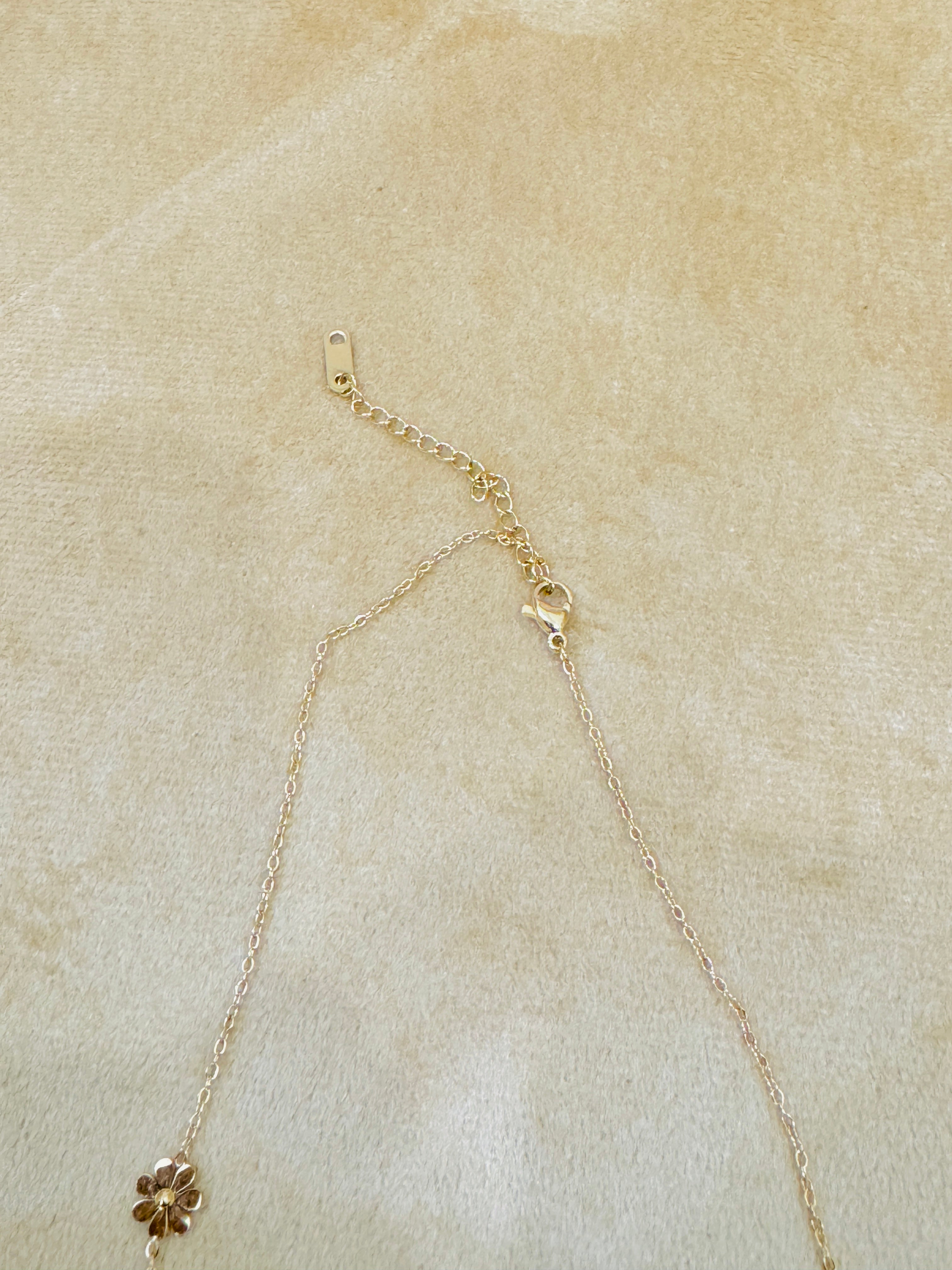 Gold Plated Daisy Chain Necklace – Handcrafted Floral Charm for Cute Daily & Festive Wear