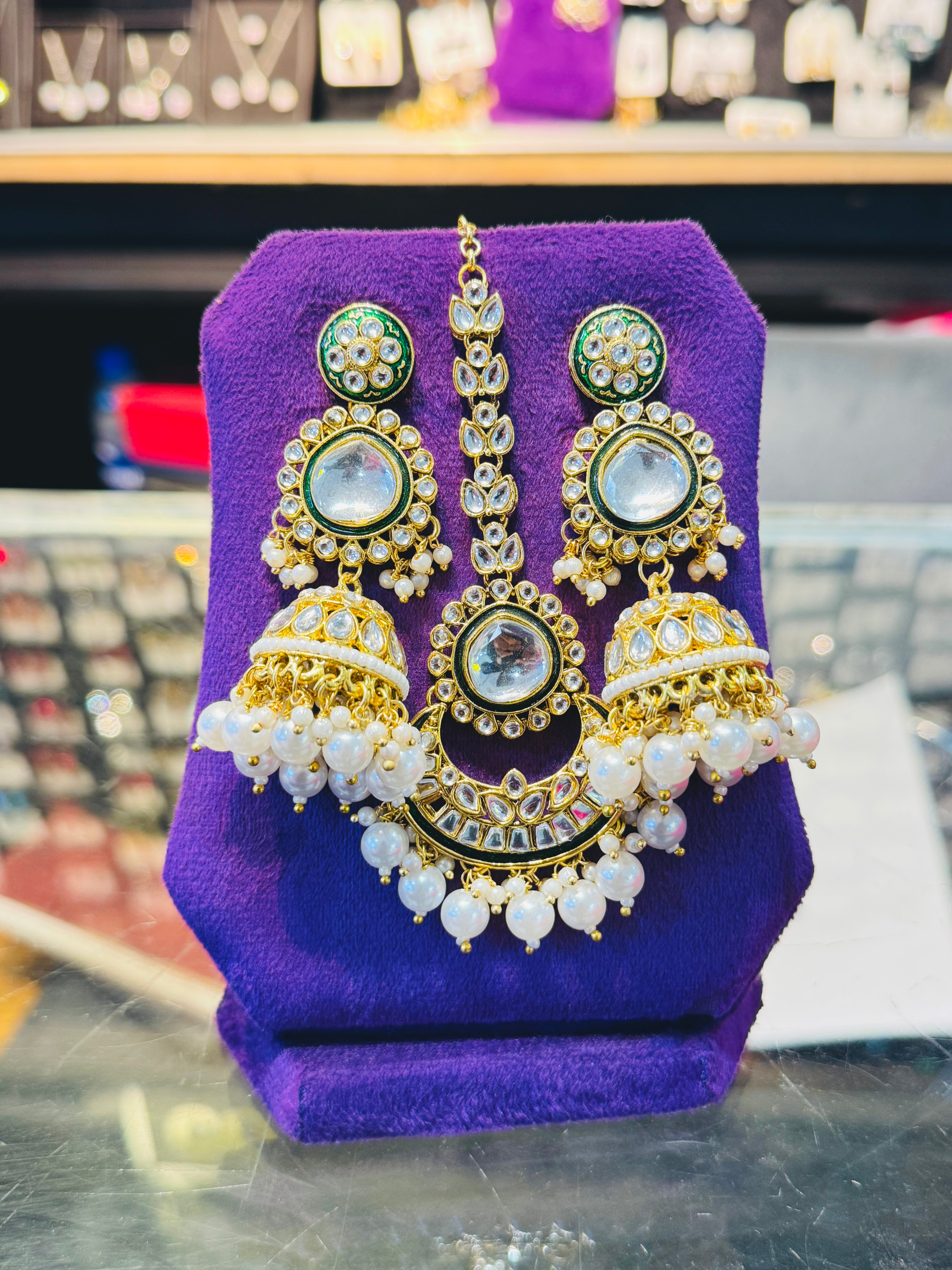 Traditional Kundan & Pearl Bridal Set – Gold-Plated Necklace, Earrings & Tikka