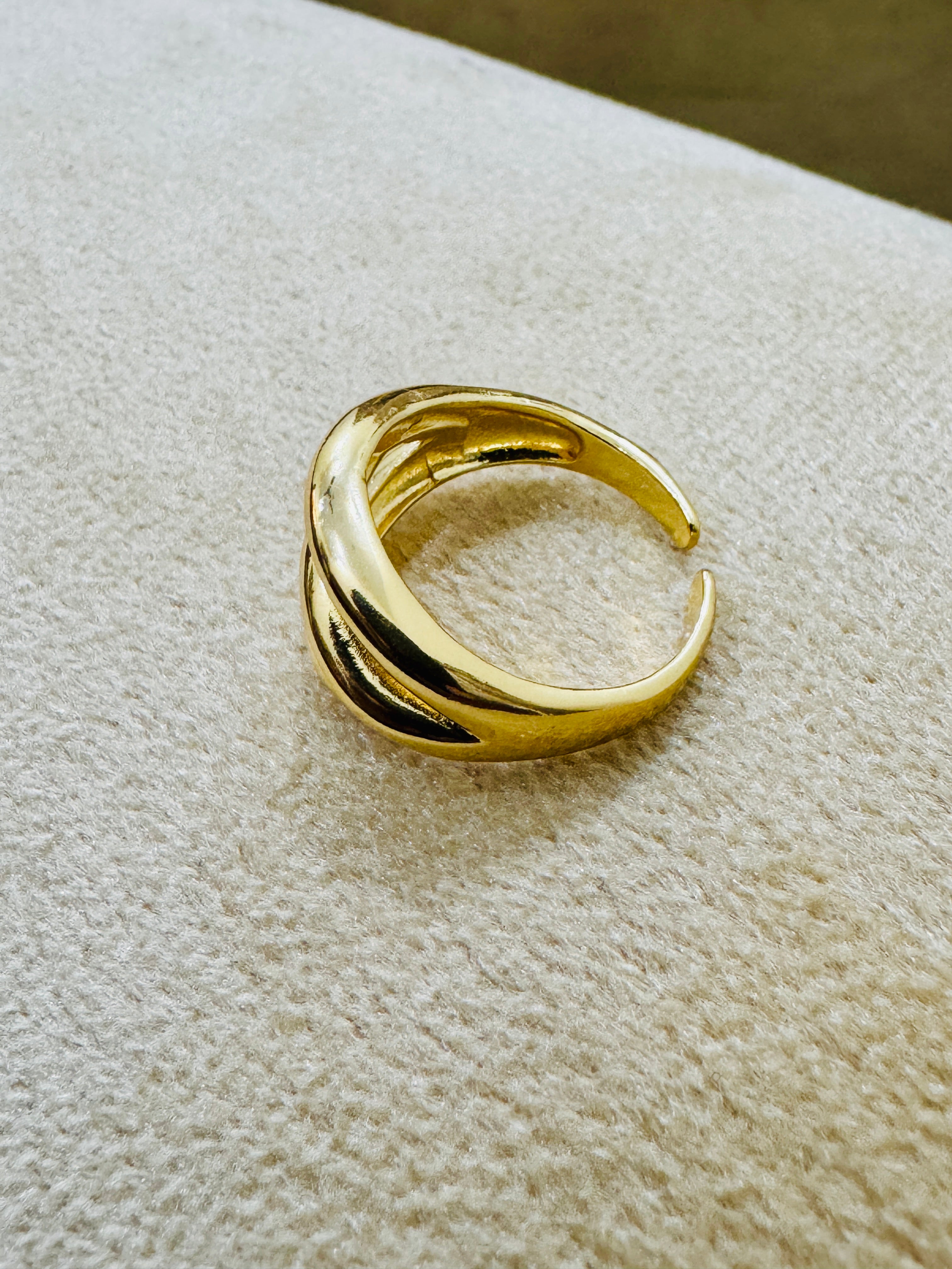 Premium Gold Plated Adjustable Twisted Ring – Stylish Daily Wear Elegance